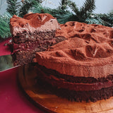 Étcsokoládé-meggy torta